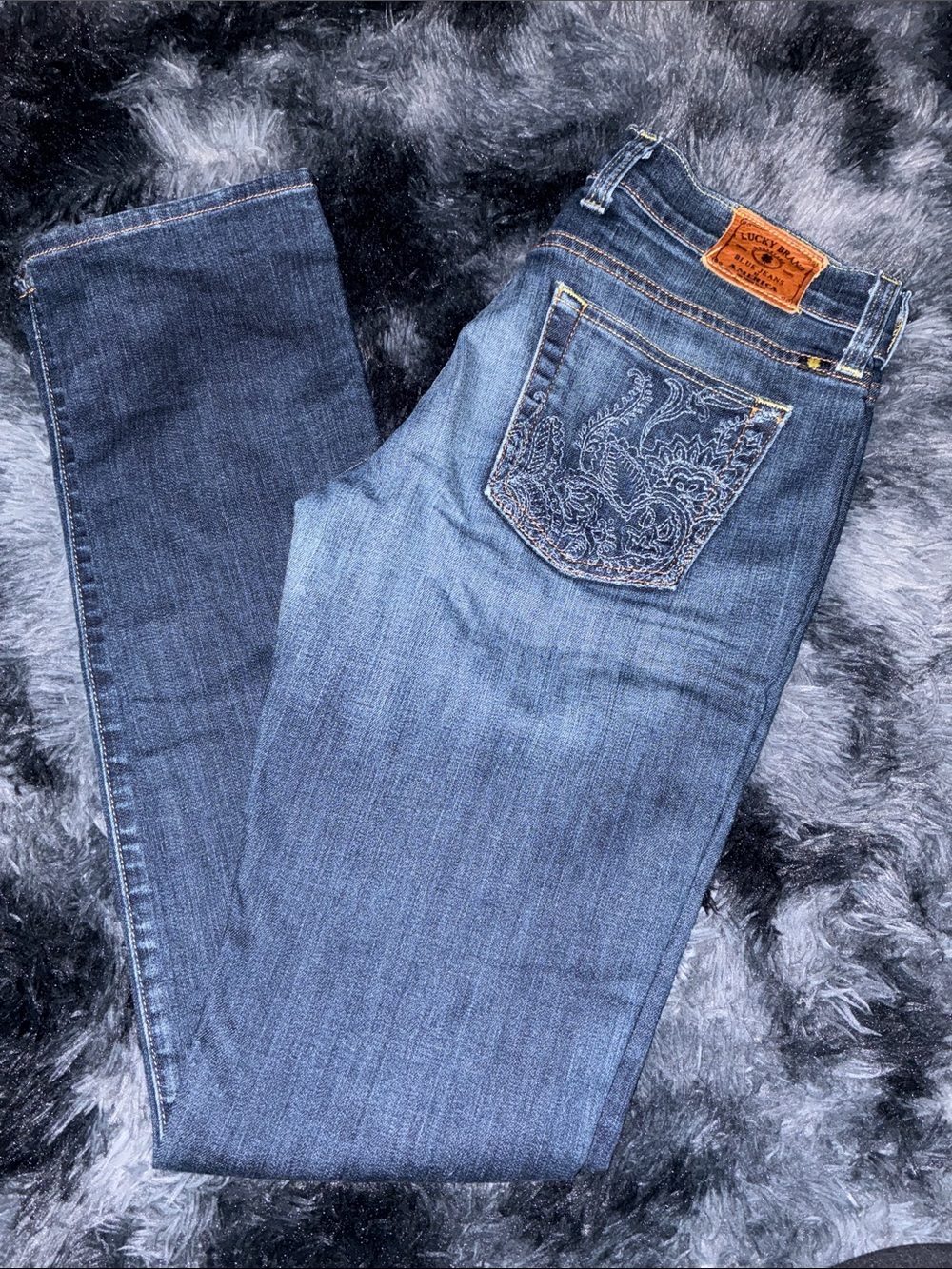 Lucky Brand Bootcut Jeans Blue with Embroidered Pocket 0/25 sweet n straight
